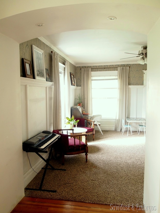 Curtains make ALL the difference in a room! {Sawdust and Embryos}