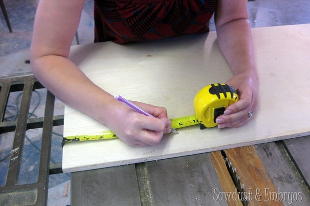 Building a tablet (or recipe book) holder for under the kitchen cabinet 