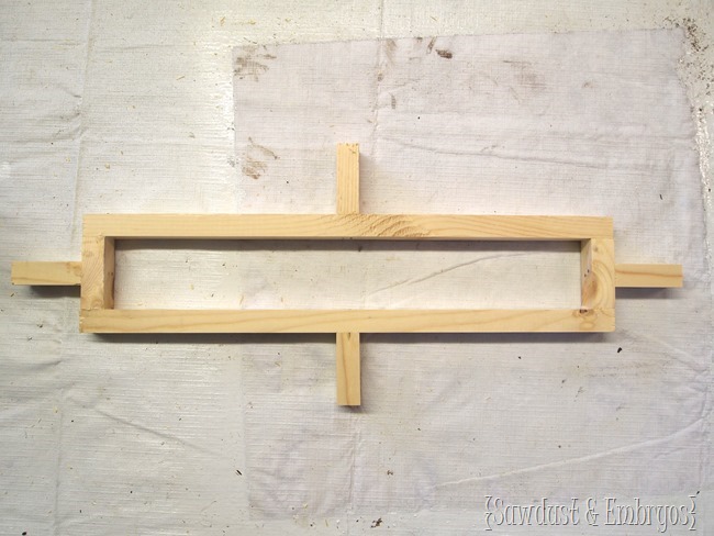 Make your own decorative geometric trim for your planter boxes! {Sawdust and Embryos}