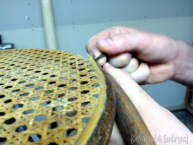 Pry the canning of an old end table, and make it into a modern light fixture! {Sawdust and Embryos}