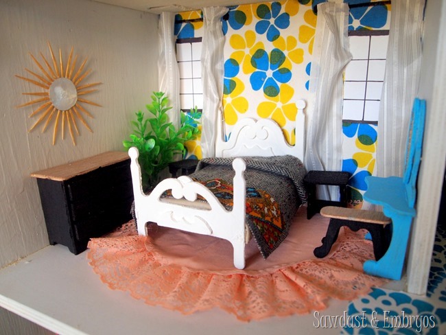 Dollhouse Bedroom {Sawdust and Embryos}