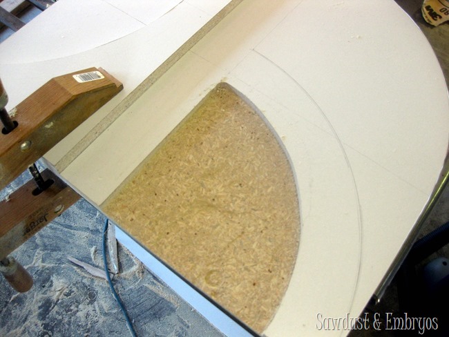 How to build a small 'Murphy Table' {Sawdust and Embryos}