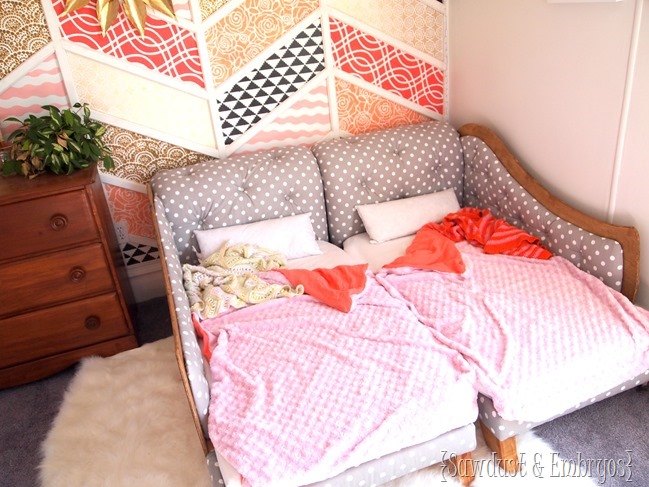 Fainting couch toddler beds... pushed together for twins {Sawdust and Embryos}.JPG