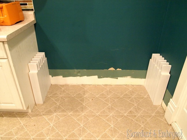 Making a built-in mudroom bench in kitchen {Sawdust and Embryos}