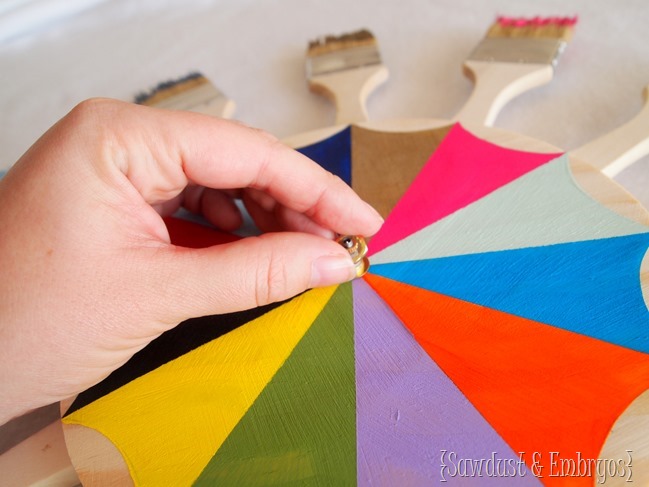 Making a paint brush starburst clock or mirror {Sawdust and Embryos}