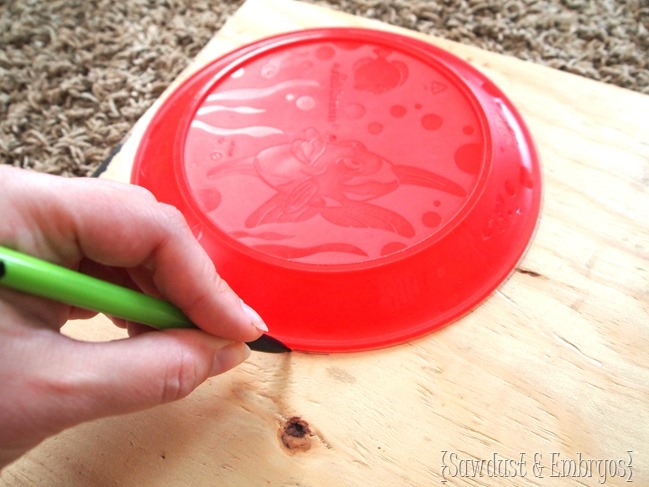 Making a starburst mirror or clock using paintbrushes! [Sawdust and Embryos}