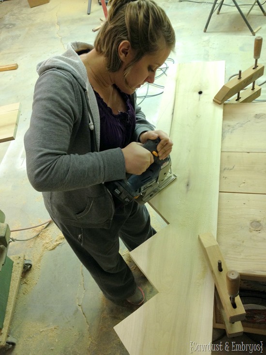 Build cubbies for your mudroom... super simple!! 