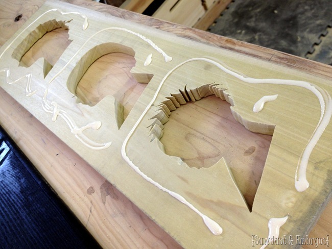 Cut out profile plaque out of wood! {Sawdust and Embryos}