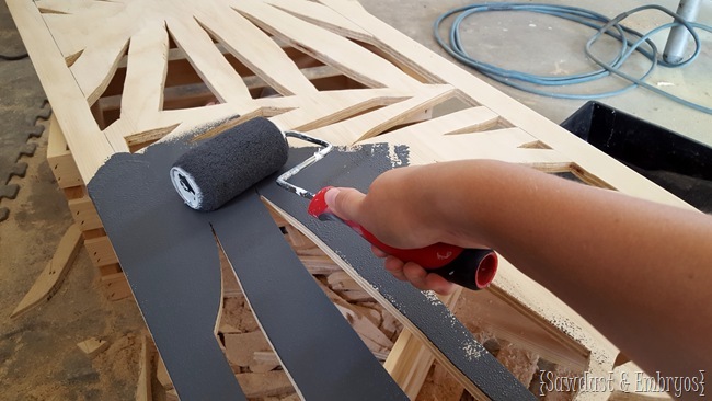 Make your own large-scale wall art using a jigsaw {Sawdust and Embryos}